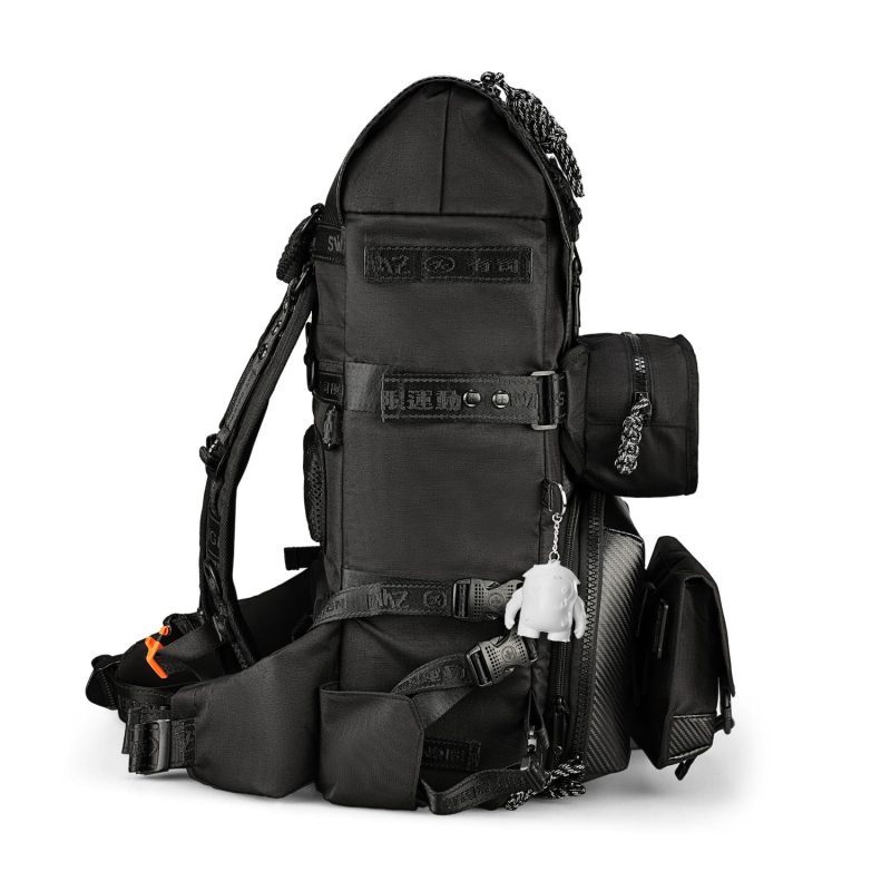Custom SwissDigital® BALERNA L Ultimate Travel SDD Finder Backpack - 5