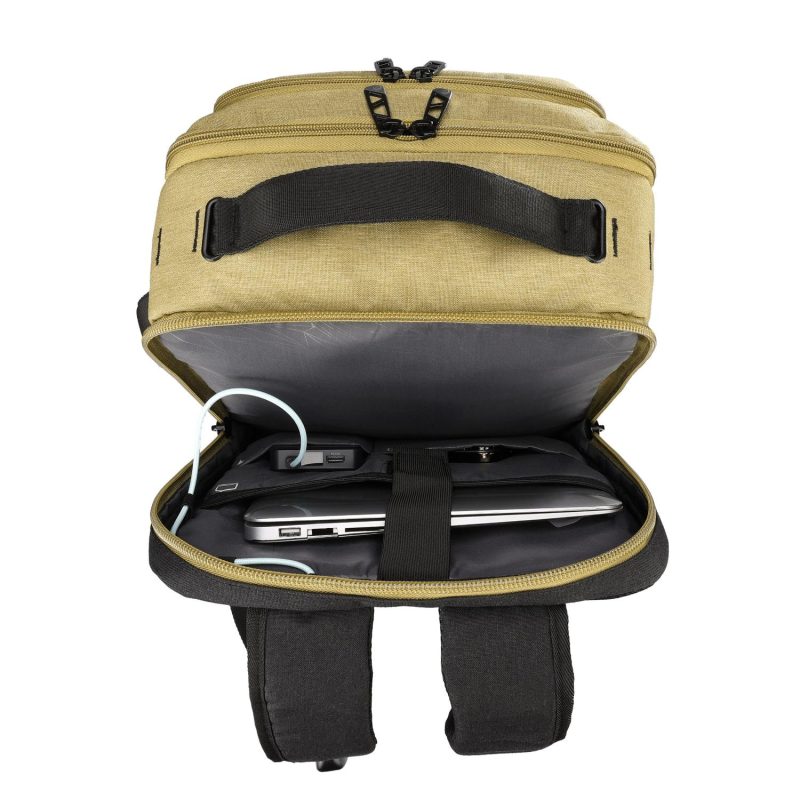 Custom SwissDigital® BERG RFID Protection Large Travel Backpack - 4