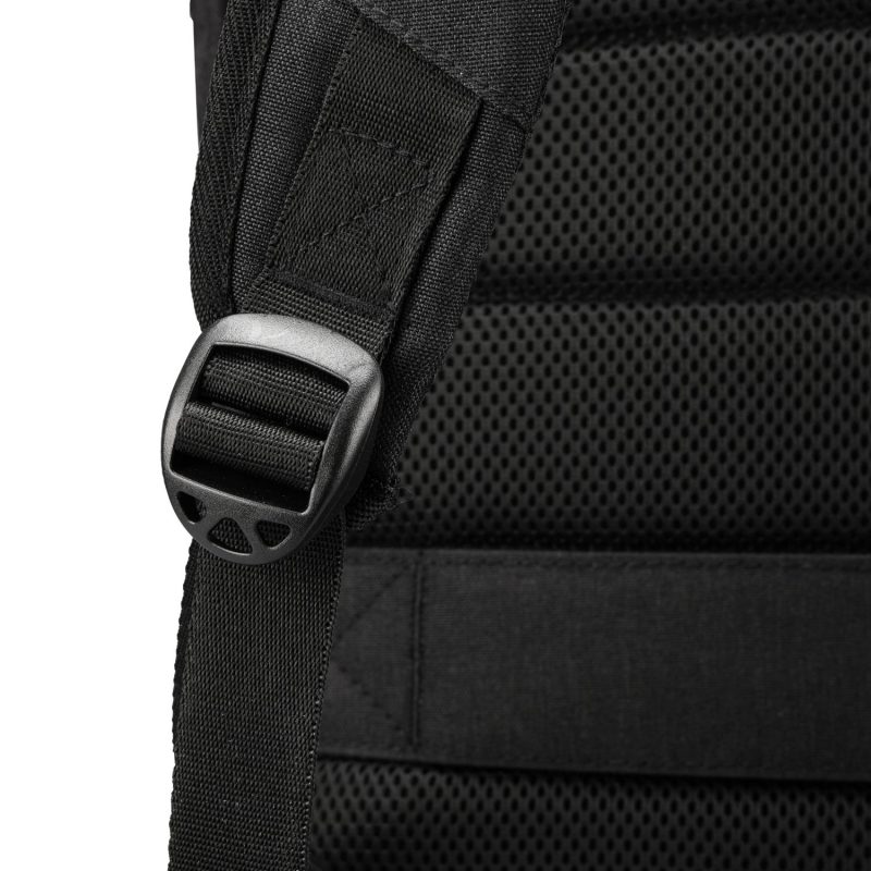 Custom SwissDigital® BERG RFID Protection Large Travel Backpack - 7